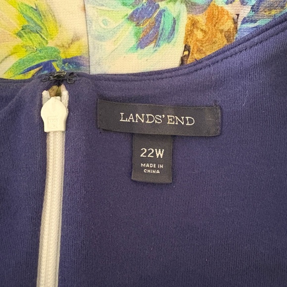Lands End Sleeveless Pretty Dress Watercolor Floral Side Pockets 22W - Picture 4 of 4